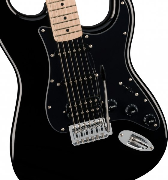 Электрогитара Fender Squier Sonic Stratocaster HSS Black 