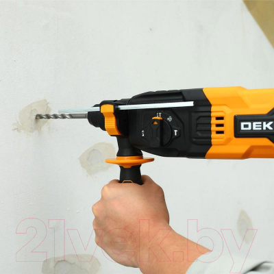 Перфоратор Deko DKH / 080-1006