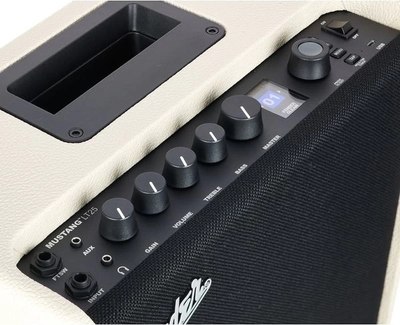 Комбоусилитель Fender Mustang LT25 Blonde