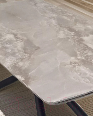 Обеденный стол M-City Rivoli 140 Gloss / 614M05544 (Amber Jade Solid Ceramic/Black)