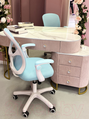 Кресло офисное Calviano Lovely