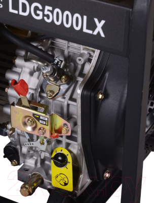 Дизельный генератор Huter LDG 5000LX (64/2/7)