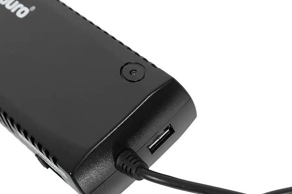 Мультизарядное устройство Buro BUM-1200C120