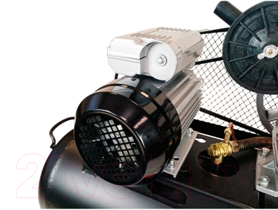 Воздушный компрессор Brait KMR-2500/70