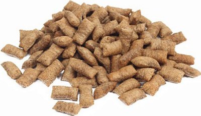 Лакомство для кошек TiTBiT Хрустящие подушечки с паштетом из говядины / 25321