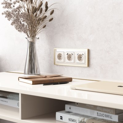 Рамка для выключателей и розеток Werkel Baguette W0032851