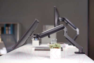 Кронштейн для монитора Ultramounts UM734BL