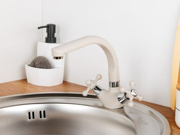 Смеситель Econoce EC0232