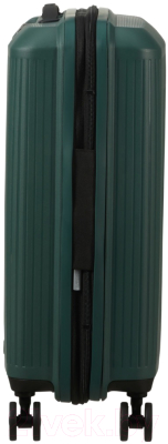 Чемодан на колесах American Tourister Aerostep MD8*04 001