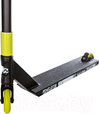 Самокат трюковый Novatrack Crow 10 / 100A.CROW10.BK24 (черный/зеленый)