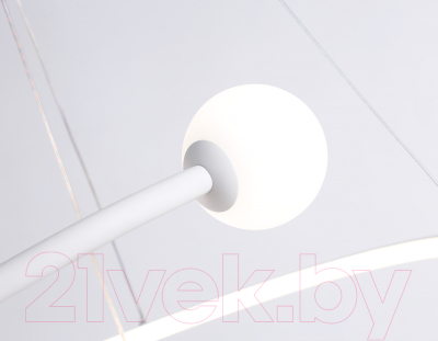 Потолочный светильник Ambrella Comfort FL66299 WH