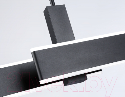 Потолочный светильник Ambrella Acrylica FA6667 BK