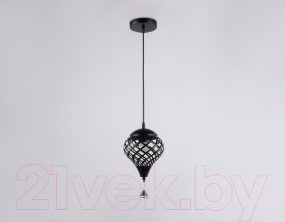 Потолочный светильник Ambrella Traditional TR8442 BK