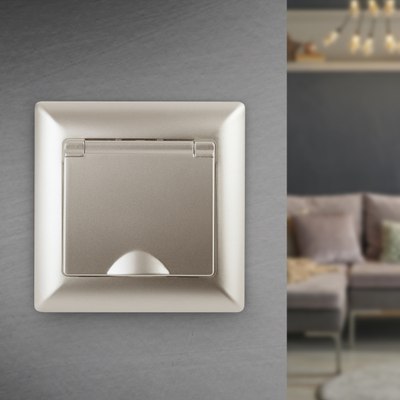 Розетка INTRO Solo 4-203-04 / Б0053660