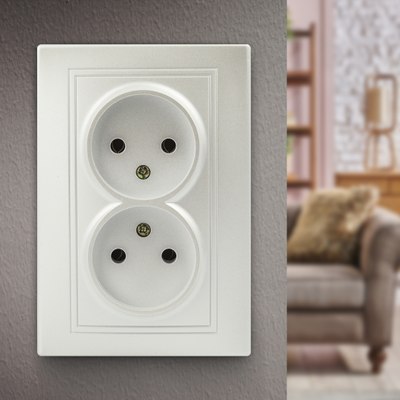 Розетка INTRO Plano 1-204-06 / Б0053912