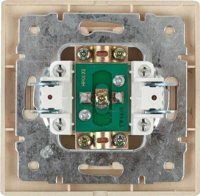 Розетка INTRO Plano 1-301-03 / Б0030078