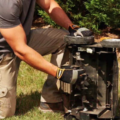 Аэратор-скарификатор для газона аккумуляторный Worx WG855E.9