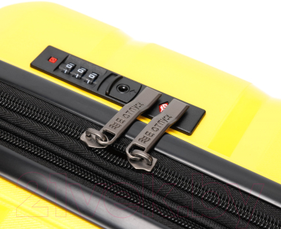 Чемодан на колесах Torber В Отпуск / T1902S-Yel