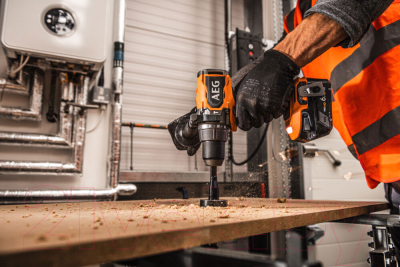 Профессиональная дрель-шуруповерт AEG Powertools BSB18BL2-602K