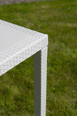 Стол пластиковый Ipae Progarden Queen С имитацией ротанга / QUE012BI (белый)