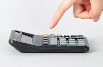 Калькулятор Deli EM222