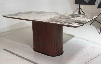 Обеденный стол M-City Lonos 180 / 632M05535