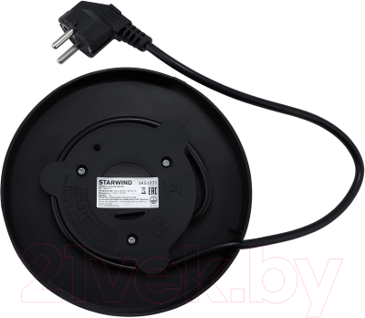 Электрочайник StarWind SKS1771 (серебристый/черный)