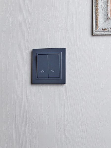 Выключатель IEK Brite BR-V15-0-10-K35