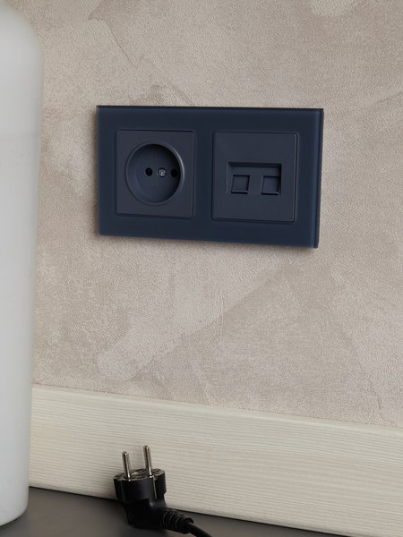 Розетка IEK Brite BR-R13-10-K35