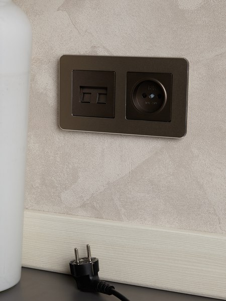 Розетка IEK Brite BR-R13-10-K45