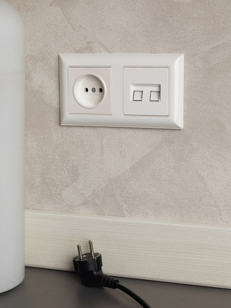 Рамка для выключателей и розеток IEK Brite BR-M22-12-K01