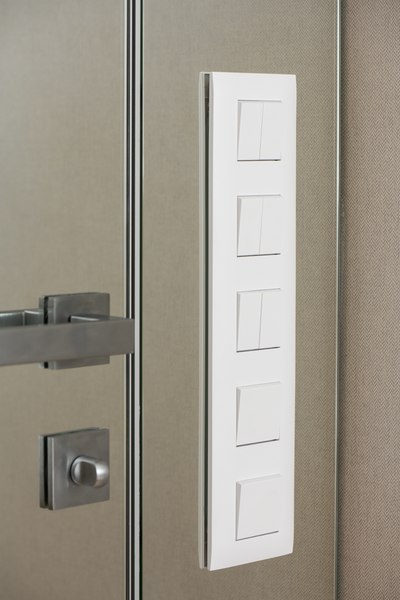 Выключатель IEK Skandy SK-V10-0-10-K01