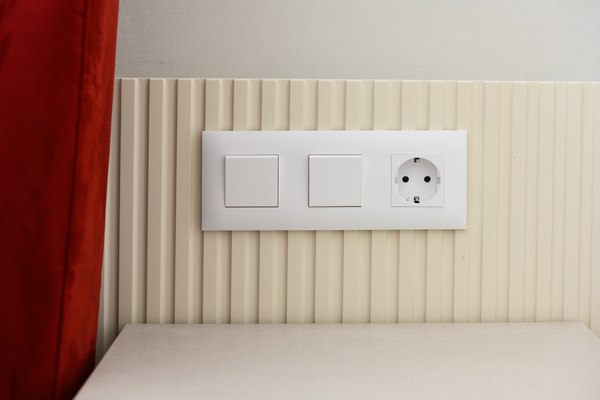 Розетка IEK Skandy SK-R14-16-K01