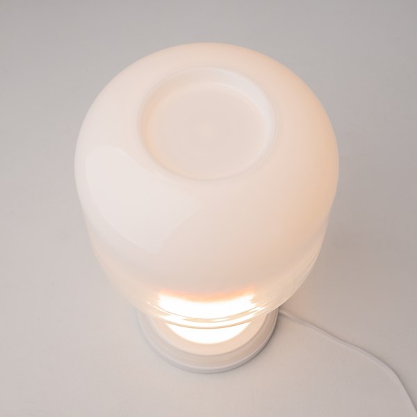 Прикроватная лампа Maytoni Modern MOD286TL-L18W3K