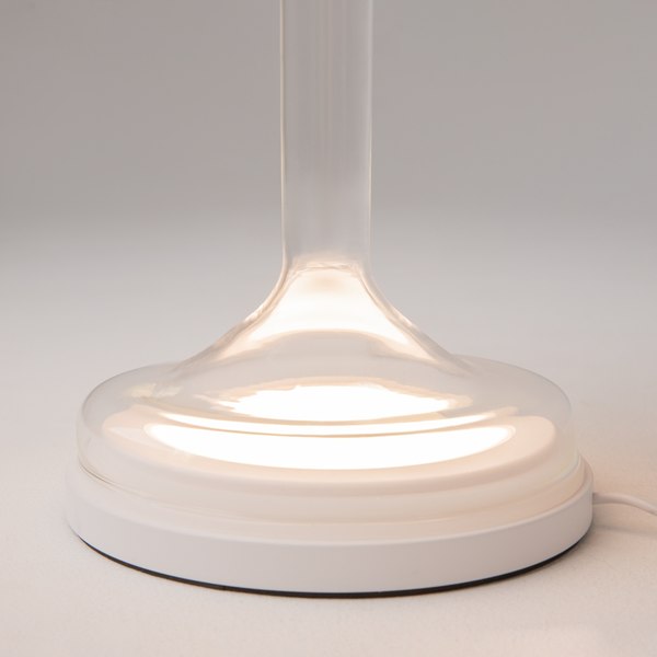 Прикроватная лампа Maytoni Modern MOD286TL-L18W3K