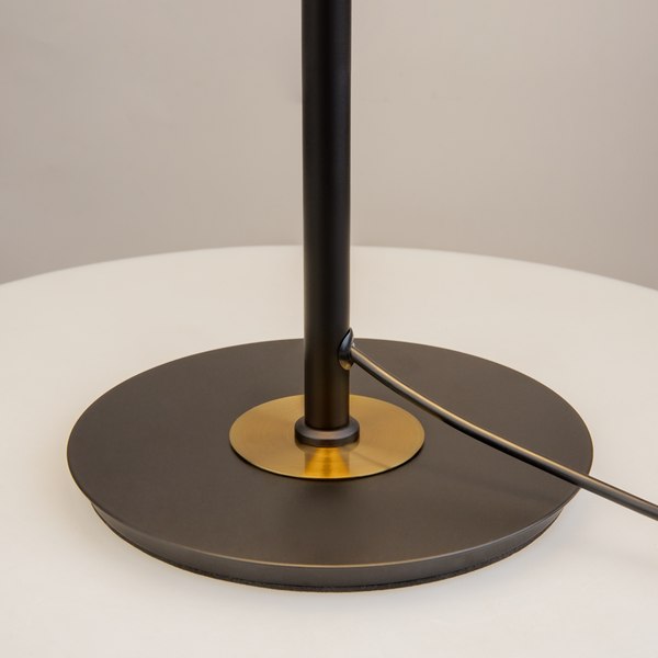 Прикроватная лампа Maytoni Modern MOD348TL-L14BBS3K