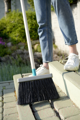 Метла универсальная Plantic Light 13162-01