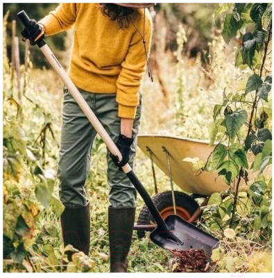 Лопата Fiskars 1066724