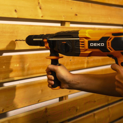 Перфоратор Deko DKH1350W / 084-1033