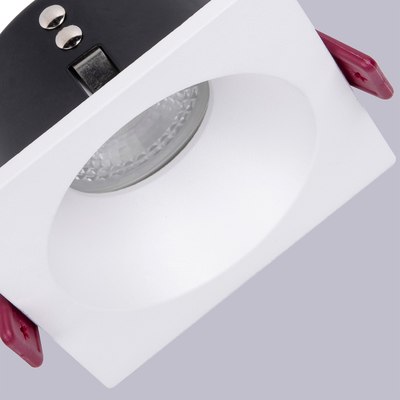 Точечный светильник FAVOURITE 4530-1C