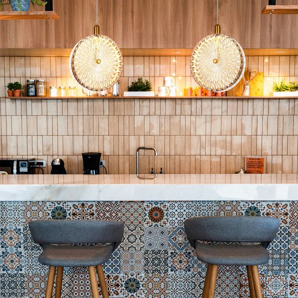 Прикроватная лампа FAVOURITE 4488-1T