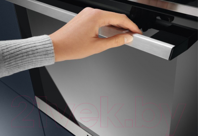 Электрический духовой шкаф Electrolux COF6P76BX