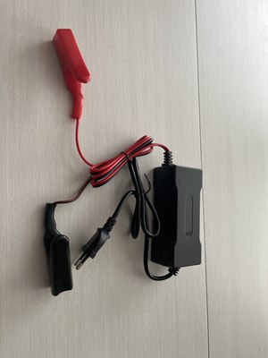 Зарядное устройство для лодочного аккумулятора Rivertech 14.6V 10A