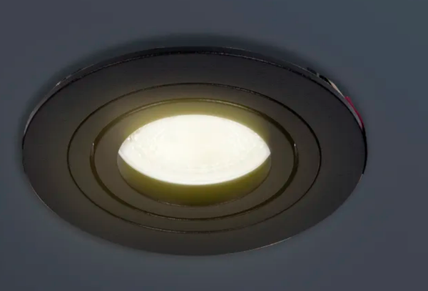 Точечный светильник FAVOURITE 4543-1C - фото