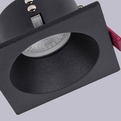 Точечный светильник FAVOURITE 4531-1C