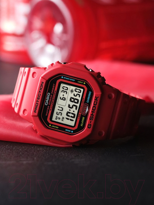 Часы наручные унисекс Casio DW-5600EP-4E