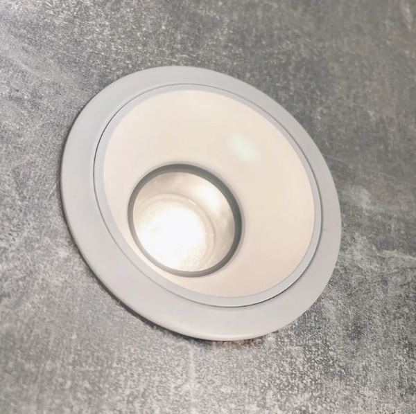 Точечный светильник FAVOURITE 4524-1C