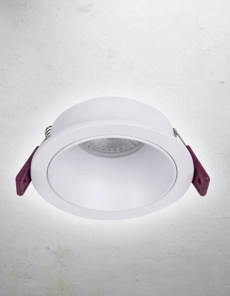 Точечный светильник FAVOURITE 4524-1C