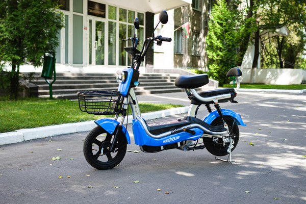 Электроскутер AVM Delta Pro