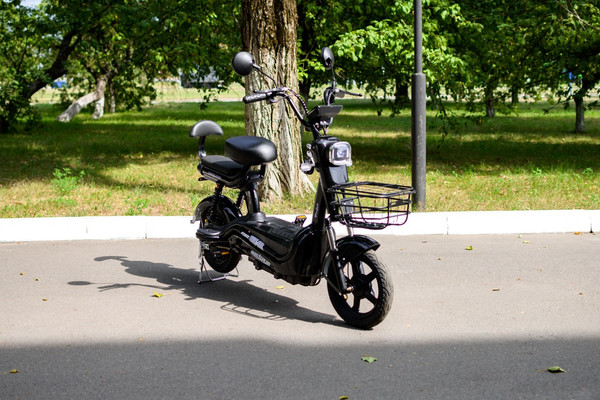 Электроскутер AVM Delta Pro